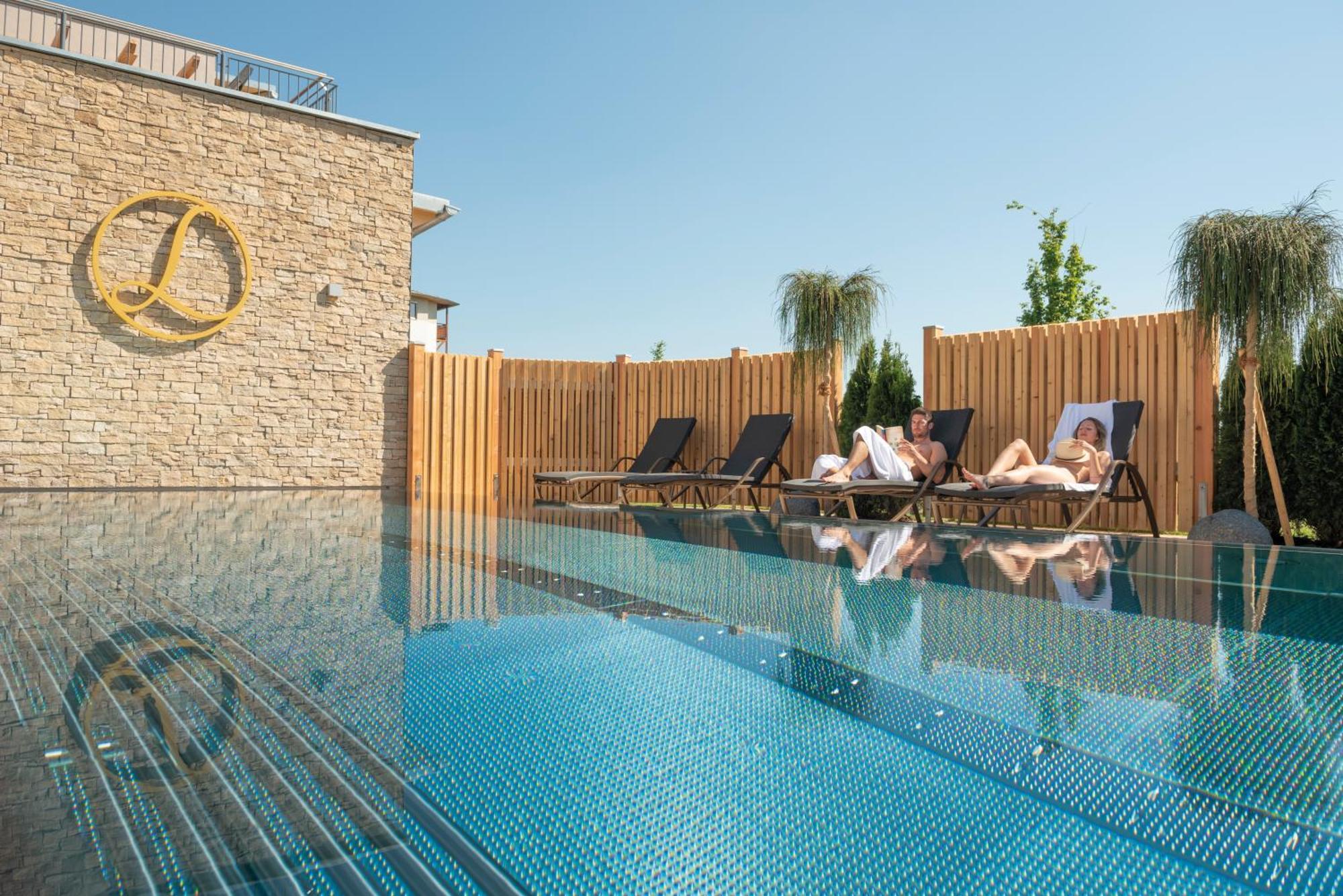 Hotel & Spa Larimar Stegersbach Exteriör bild